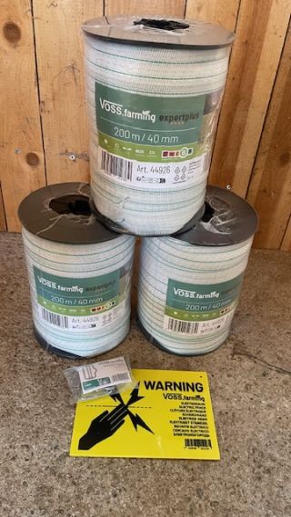 3x electric fence tape 200 m, 40 mm, 1x0.20 copper + 6x0.20 stainless steel + 5x connectors + warning sign